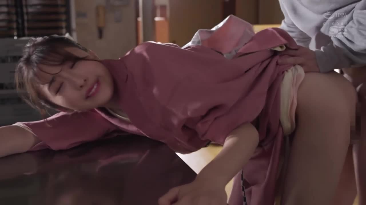 SSIS-528 | 被打工恐怖份子员工变成肉套子并在绝伦老二下堕落美女老板娘 | 撸撸吧-视频,色播,色站,色情女优,色片宝库,啪啪谜片