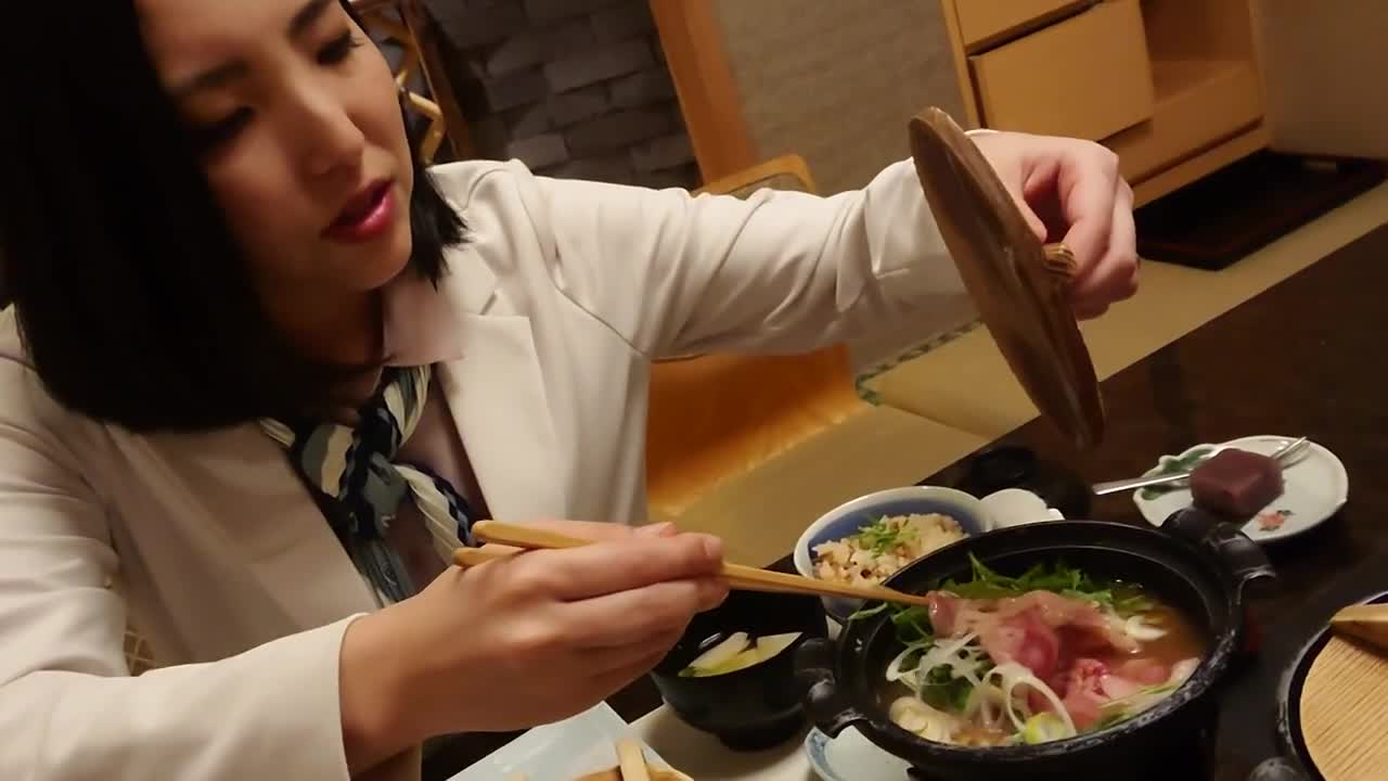 328HMDNC-564 | 美女理发师和晚辈性爱拍摄。突入小穴深处尽情射精NTR做爱 | 撸撸吧-视频,色播,色站,色情女优,色片宝库,啪啪谜片